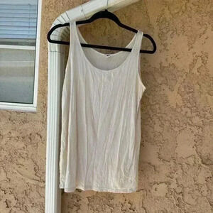 UNIQLO AlRism MENS WHITE TANK TOP
FITNESS XL